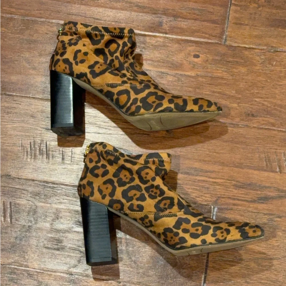 Size 9 Leopard Print Block Heel Ankle Boots